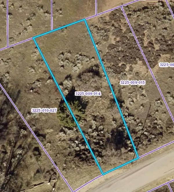 Elmtree Dr, Lake Elizabeth, CA 93532