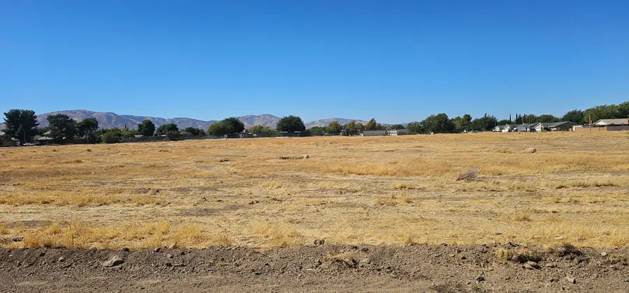 Avenue R4 / 30th St E, Palmdale, CA 93550 - Image #2