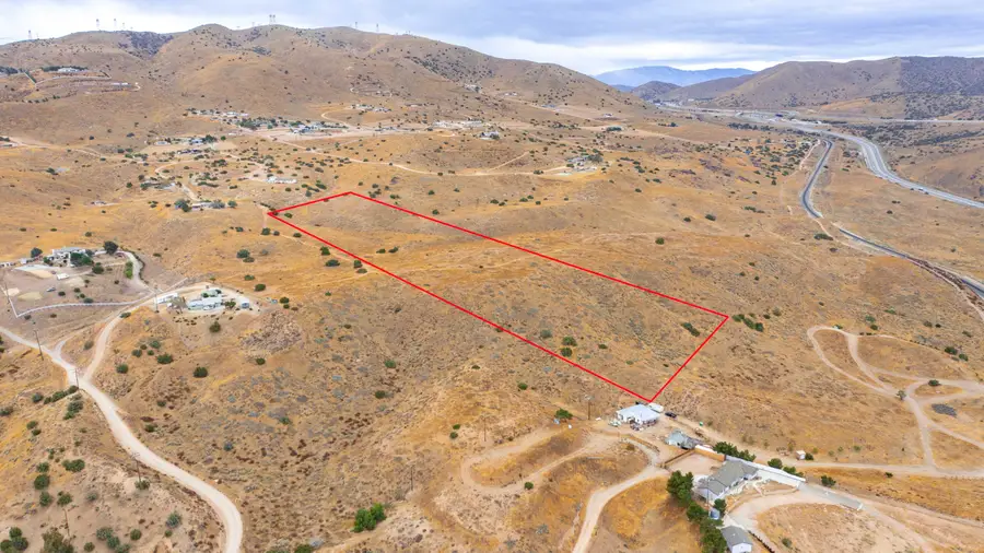 2 Rushing Creek Trail, Palmdale, CA 93550 - Image #3