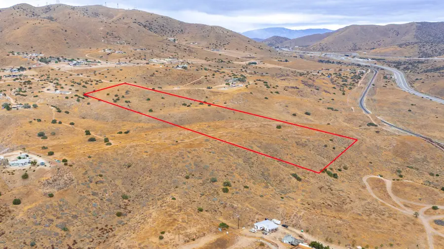 3 Rushing Creek Trail, Palmdale, CA 93550 - Image #3