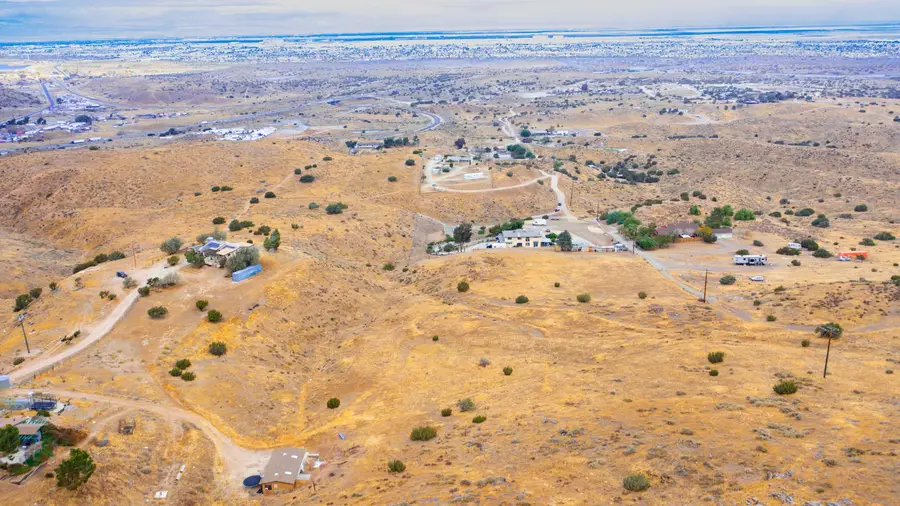 1 Rushing Creek Trail, Palmdale, CA 93550 - Image #3