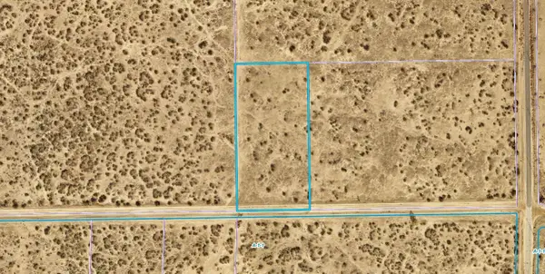 E Ave Q, Palmdale, CA 93591