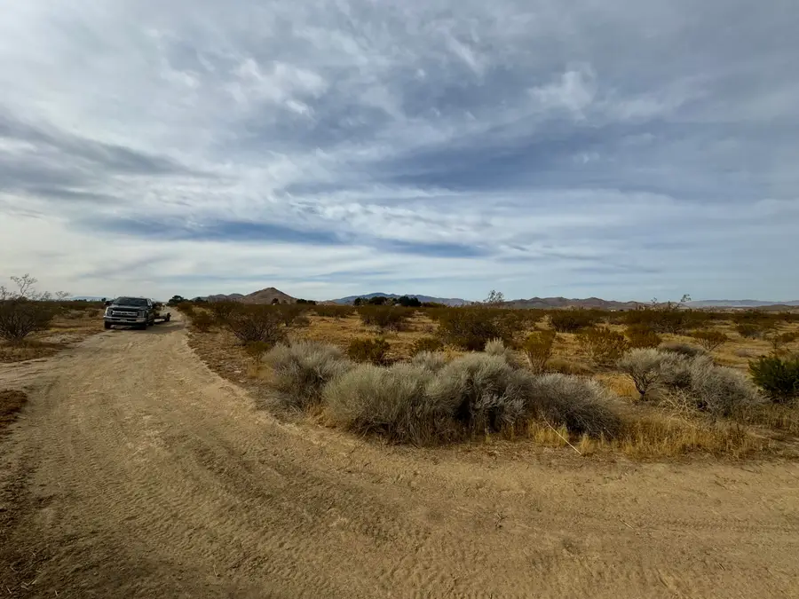 Truman, Rosamond, CA 93560 - Image #2