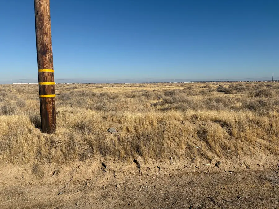 West Avenue H-8, Lancaster, CA 93536 - #3