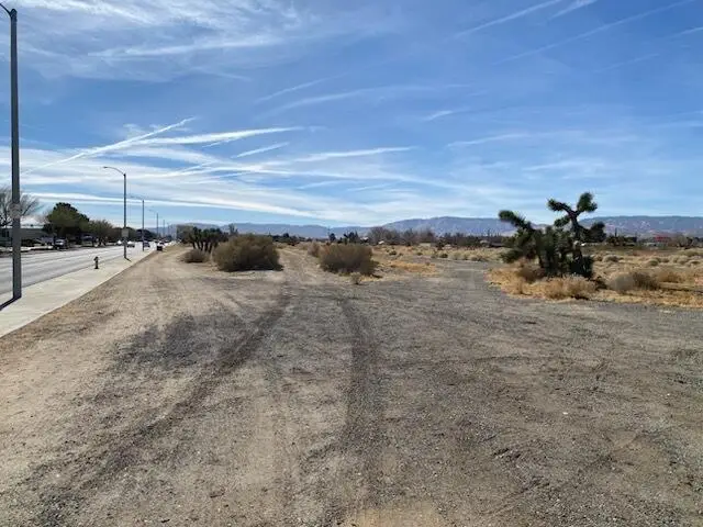 10th Stw Pav Vic Ave L2, Lancaster, CA 93534 - Image #2