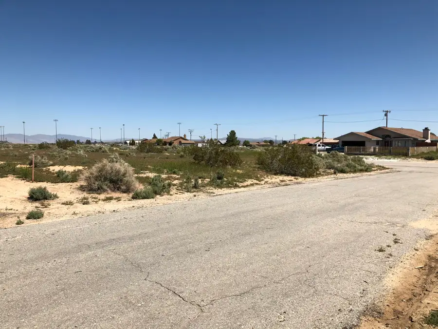 0 Xavier Ave, California City, CA 93505 - #3