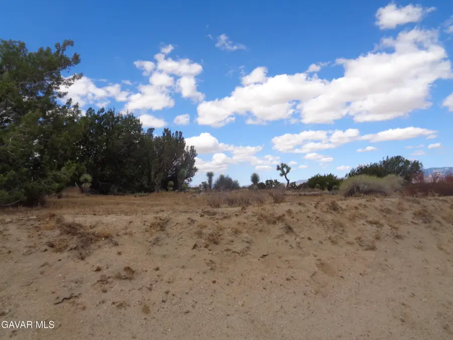 190th Stw Ave. D12, Palmdale, CA 93591 - Image #3