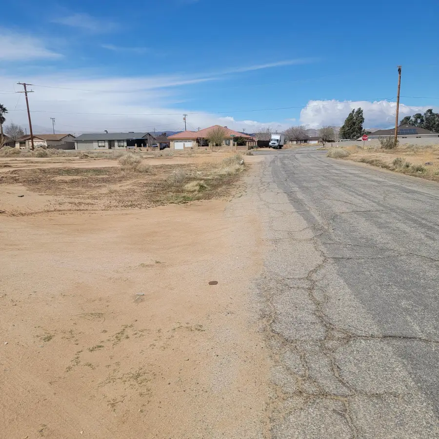 Hichory Avenue, California City, CA 93505 - #3