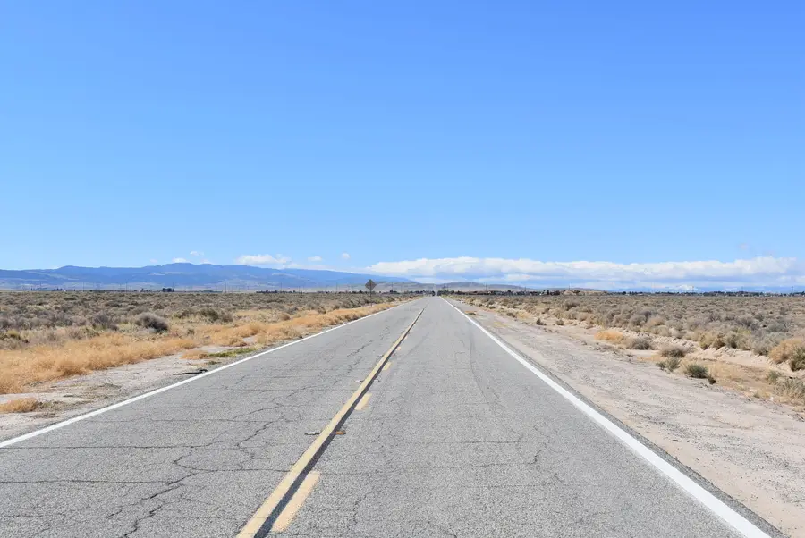 6000 W Avenue F, Lancaster, CA 93536 - Image #3