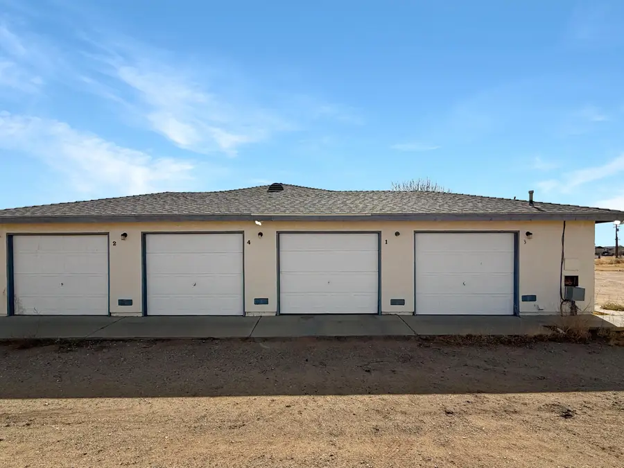 8425 Xavier Ave Avenue, California City, CA 93505 - Image #3