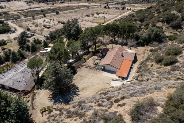 44400 Shafer Road, Lake Hughes, CA 93532