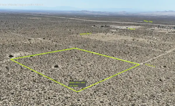 Ave X 8, Llano, CA 93544