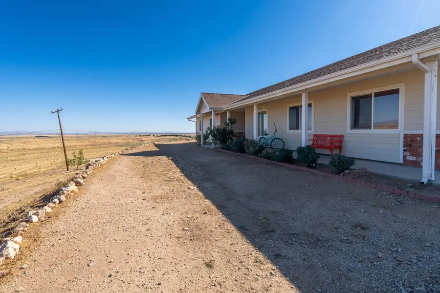 45121 Berioz Drive, Lancaster, CA 93536 - #2