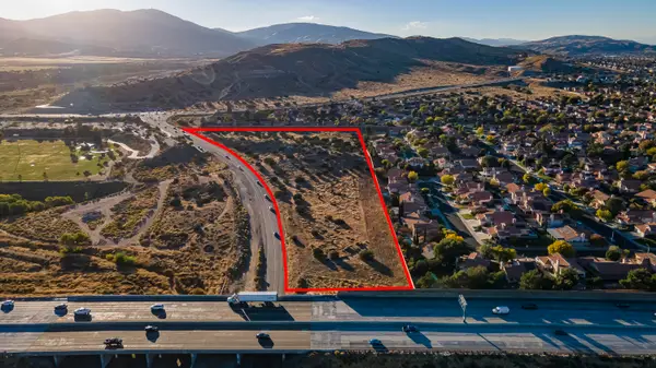 Av Freeway And Rayburn, Palmdale, CA 93550