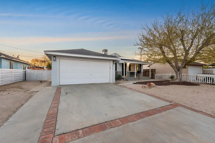 38719 E 21st Street, Palmdale, CA 93550 - Image #2