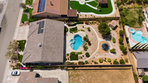 5549 Bobbie Avenue, Palmdale, CA 93551