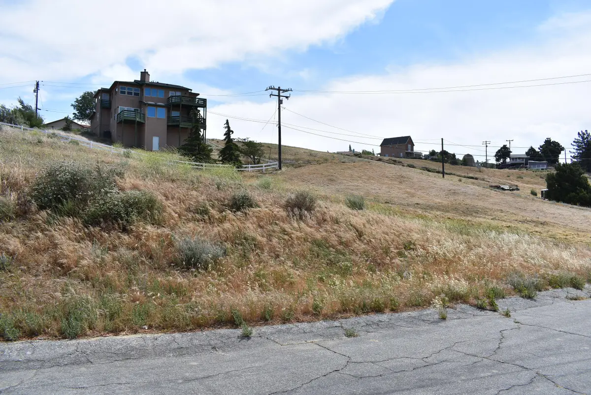 42624 Arrowrock Drive, Elizabeth Lake, CA 93532 - Image #1