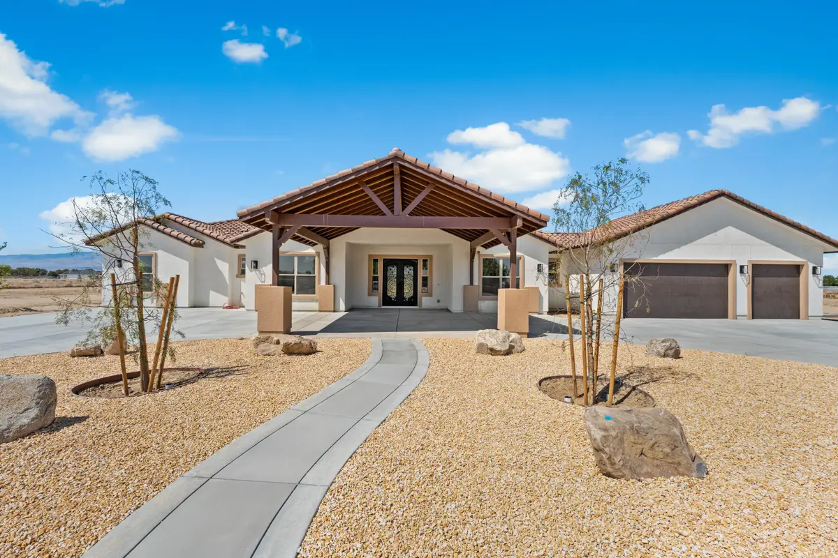 7117 W Ave A 4, Lancaster, CA 93536 - #1