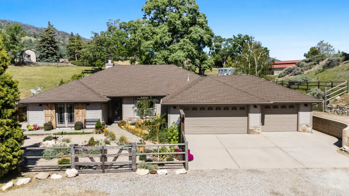 24350 Deertrail Drive, Tehachapi, CA 93561 - Image #1