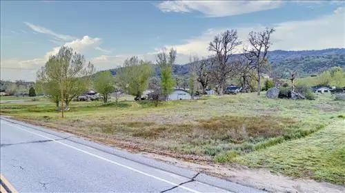 29021 N Lower Valley Road, Tehachapi, CA 93561 - #2