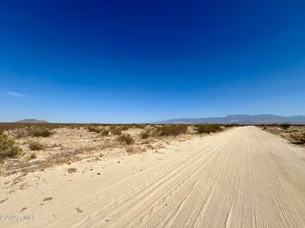 E Cor Avenue S 190th Ste, Palmdale, CA 93591