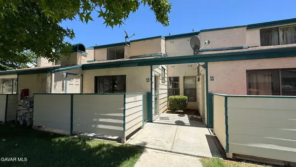 44460 E 15th Street #Apt 13, Lancaster, CA 93535