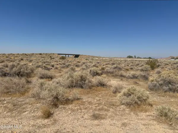 Frontage Road, Mojave, CA 93501