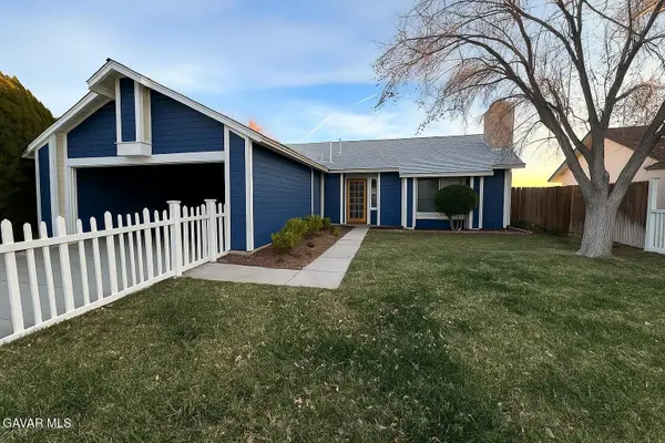 646 Twinberry Lane, Lancaster, CA 93534