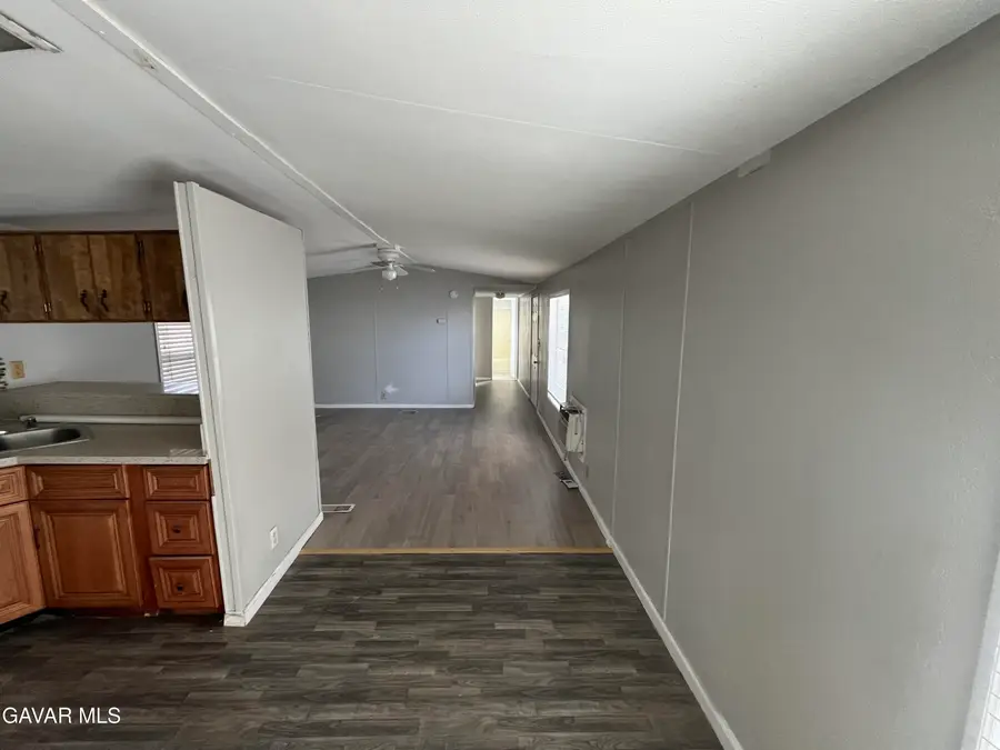 5711 W Columbia Way #Spc 99, Lancaster, CA 93536 - Image #3