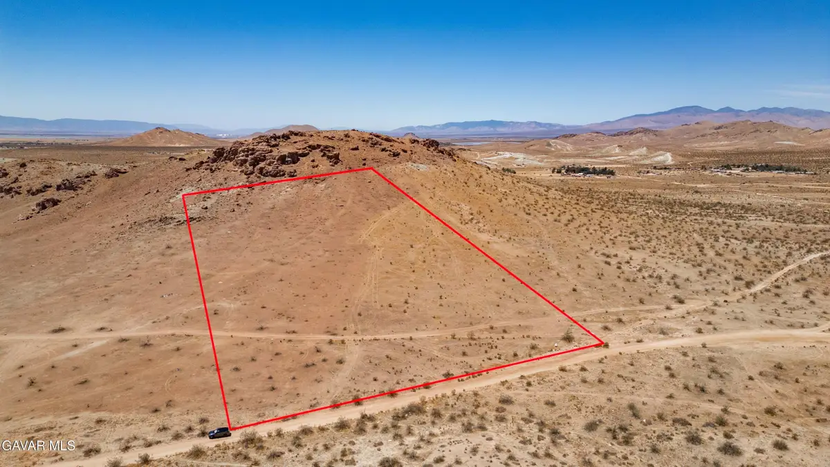 30th St W, Rosamond, CA 93560 - Image #1