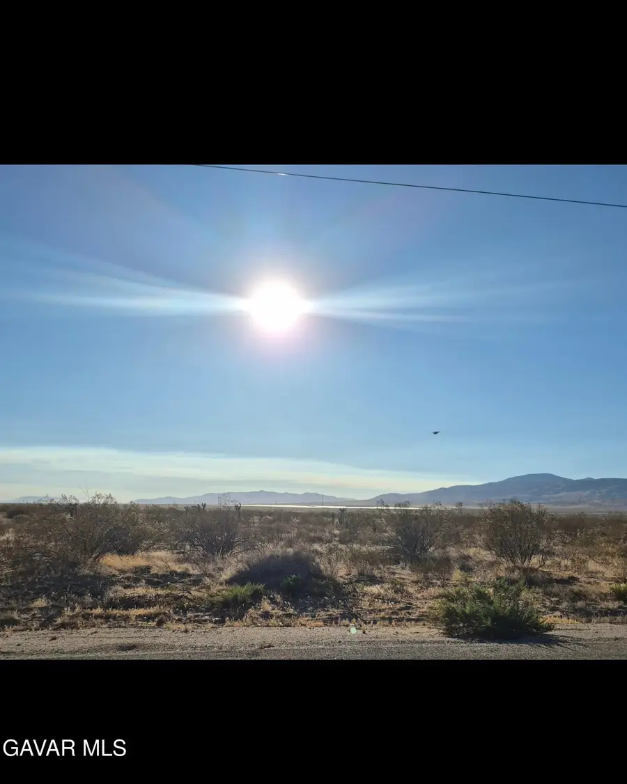 Gayiety Avenue, Rosamond, CA 93560 - Image #3