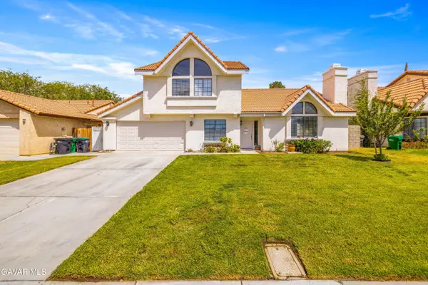 42502 W 52nd Street, Quartz Hill, CA 93536