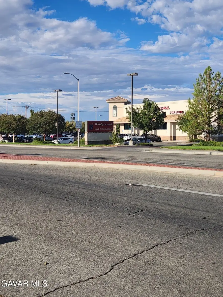 42719 W 30th Street, Lancaster, CA 93536 - Image #3