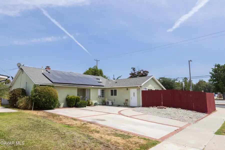 6402 Graves Avenue, Van Nuys, CA 91406 - Image #2