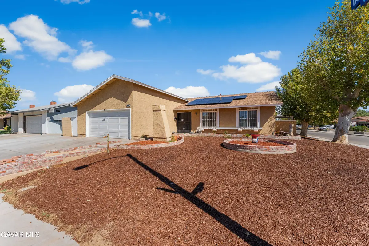 707 E Avenue J4, Lancaster, CA 93535 - Image #1