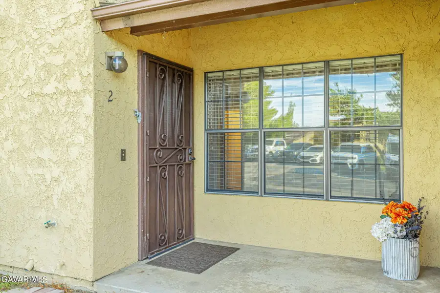 1537 W Ave L Unit 2, Lancaster, CA 93534 - Image #2