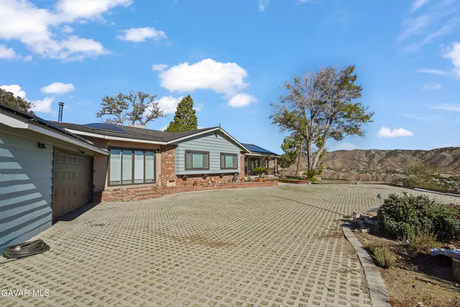 40005 W 92nd Street, Leona Valley, CA 93551 - Image #2