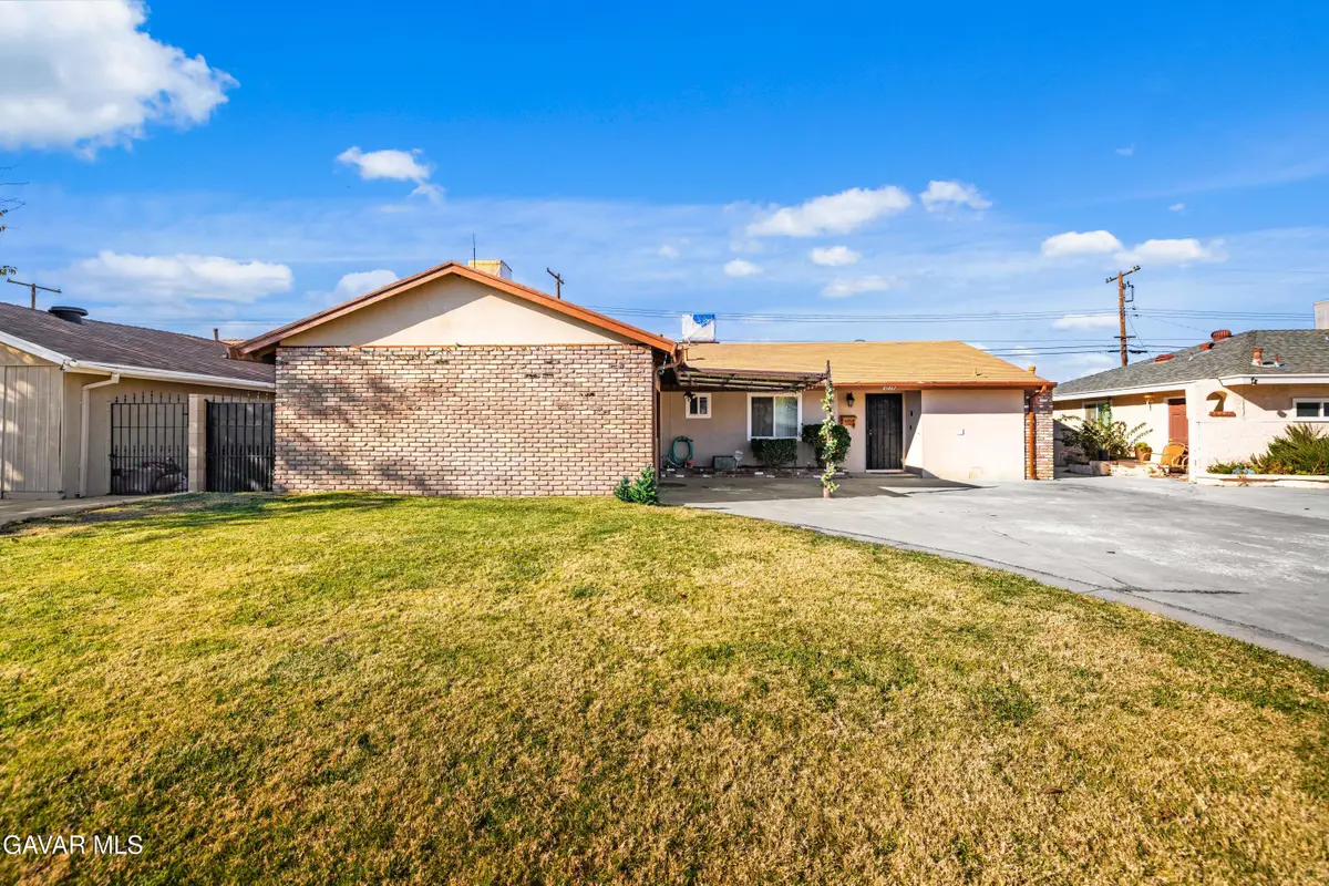 45461 E 3rd Street, Lancaster, CA 93535 - Image #1