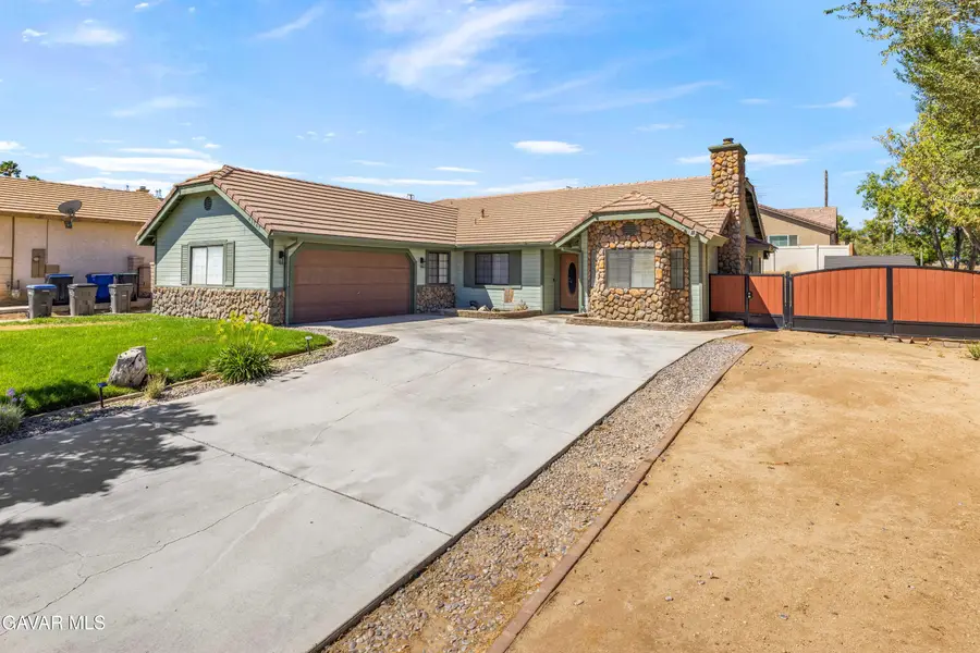41747 Crispi Lane, Quartz Hill, CA 93536 - Image #2