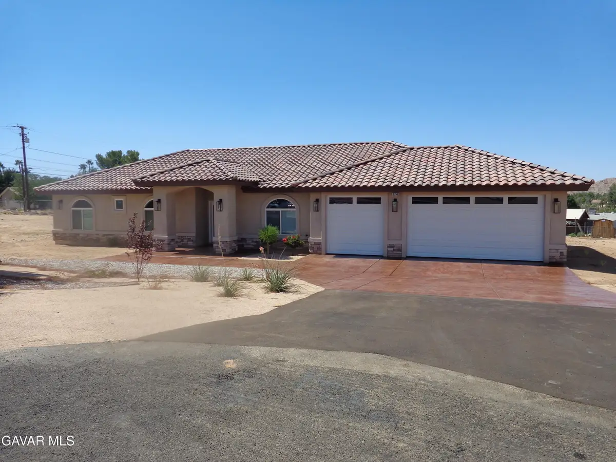 18255 Winnetka Road, Apple Valley, CA 92307 - Image #1