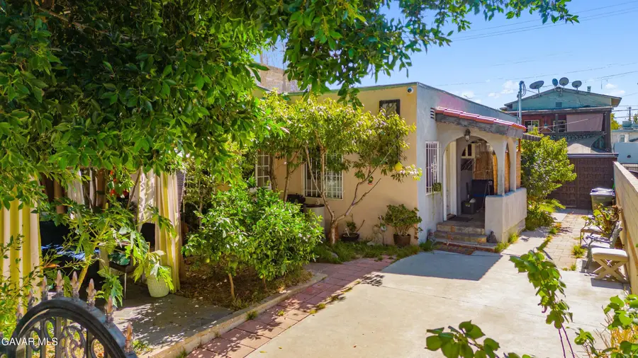 7520 Norton Avenue, West Hollywood, CA 90069 - Image #2
