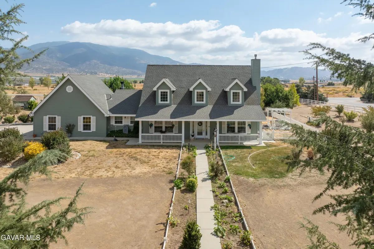 27450 Harness Drive, Tehachapi, CA 93561 - Image #1