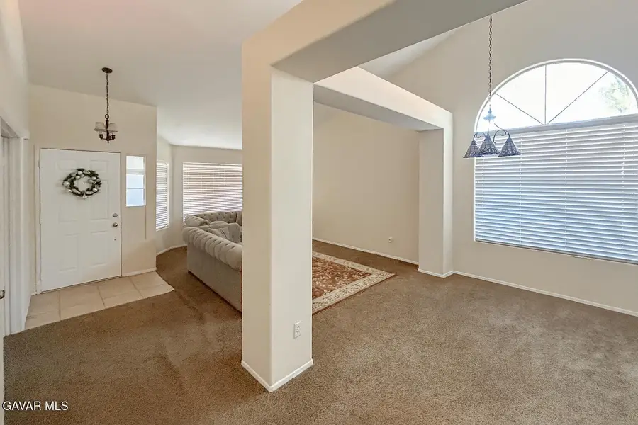 39518 Chalfont Lane, Palmdale, CA 93551 - Image #3