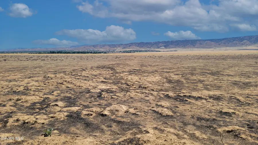 72xx W Avenue K, Lancaster, CA 93536 - #3