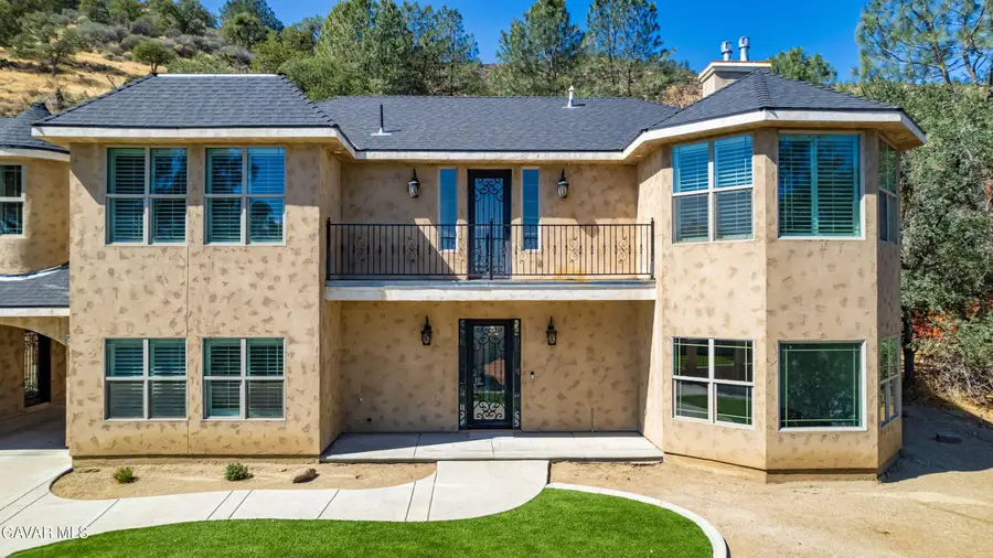 21824 Sunnybrook Drive, Tehachapi, CA 93561 - Image #3