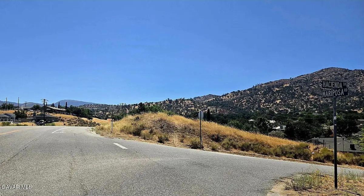20916 Hacienda Drive, Tehachapi, CA 93561 - Image #1