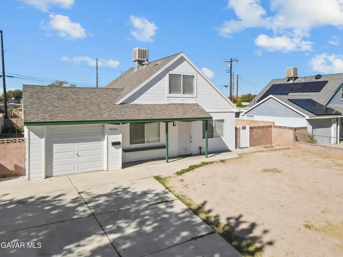 44043 Hoban Avenue, Lancaster, CA 93534 - Image #1