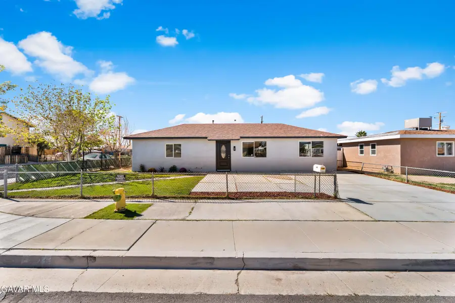 225 N Alvord Street, Ridgecrest, CA 93555 - Image #2