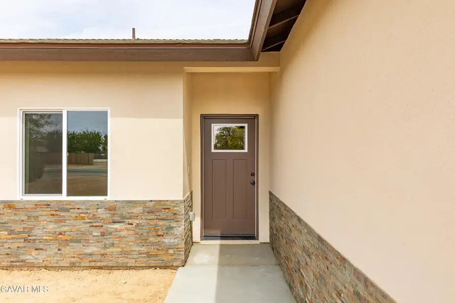 9908 Susan Avenue, California City, CA 93505 - Image #2