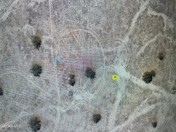 Vic Avenue Q12 118th Ste, Sun Village, CA 93543